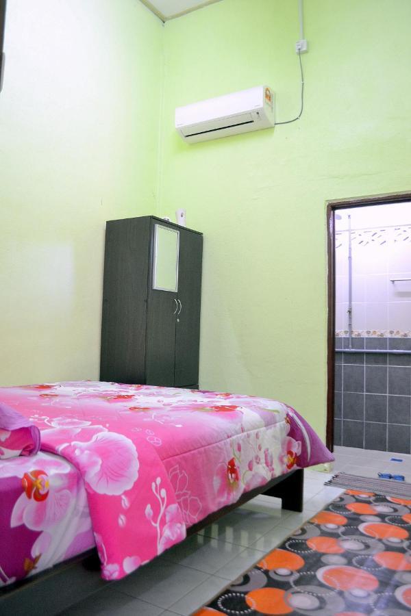 Homestay Jertih Besut Terengganu Extérieur photo