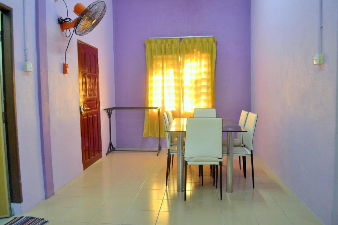 Homestay Jertih Besut Terengganu Extérieur photo
