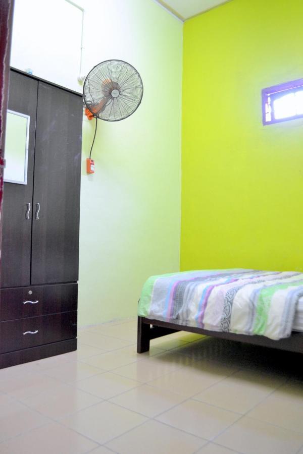 Homestay Jertih Besut Terengganu Extérieur photo